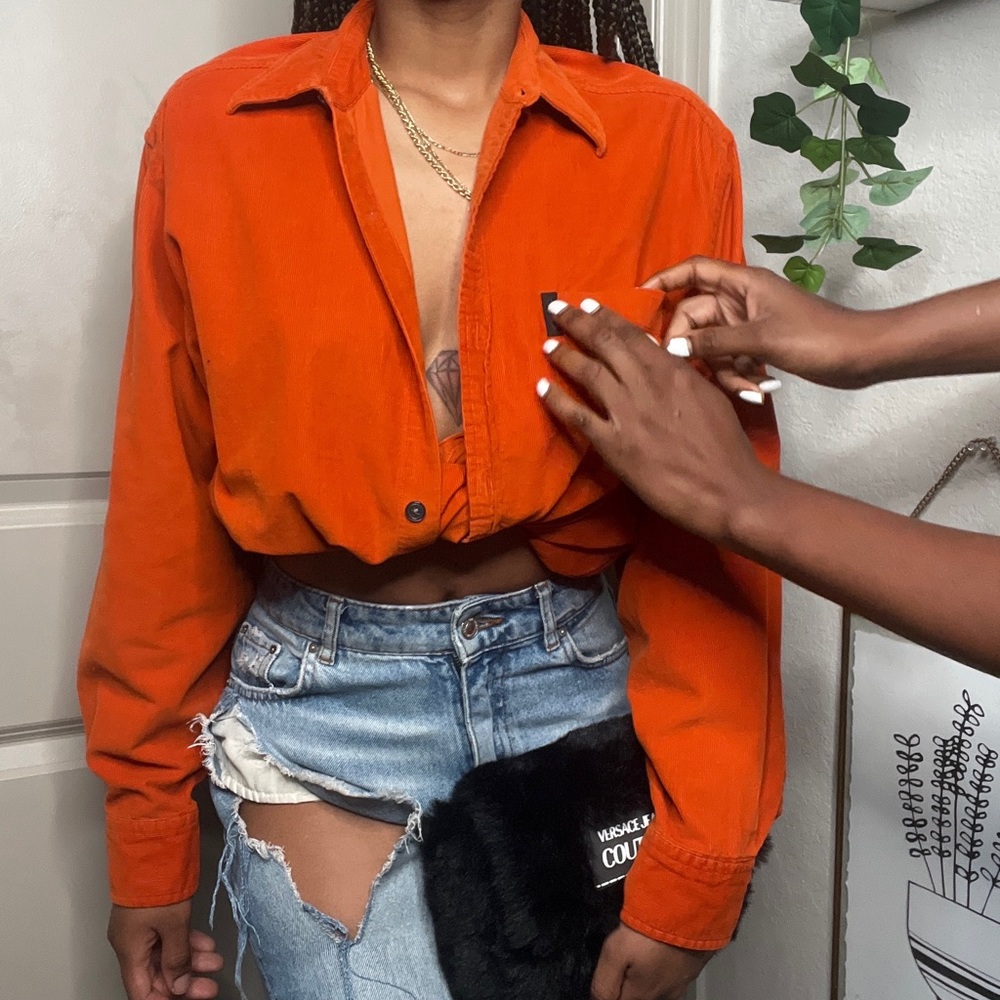 🍂Men’s Small DKNY 100 % COTTON Orange Button Up